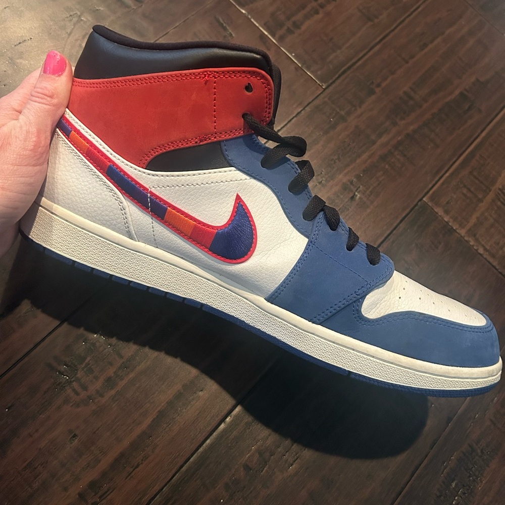 Nike Air Jordan 1 Mids